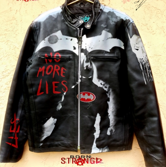 No More Lies | Batman 2021 Leather | Custom HEROS - Picture 2 of 2